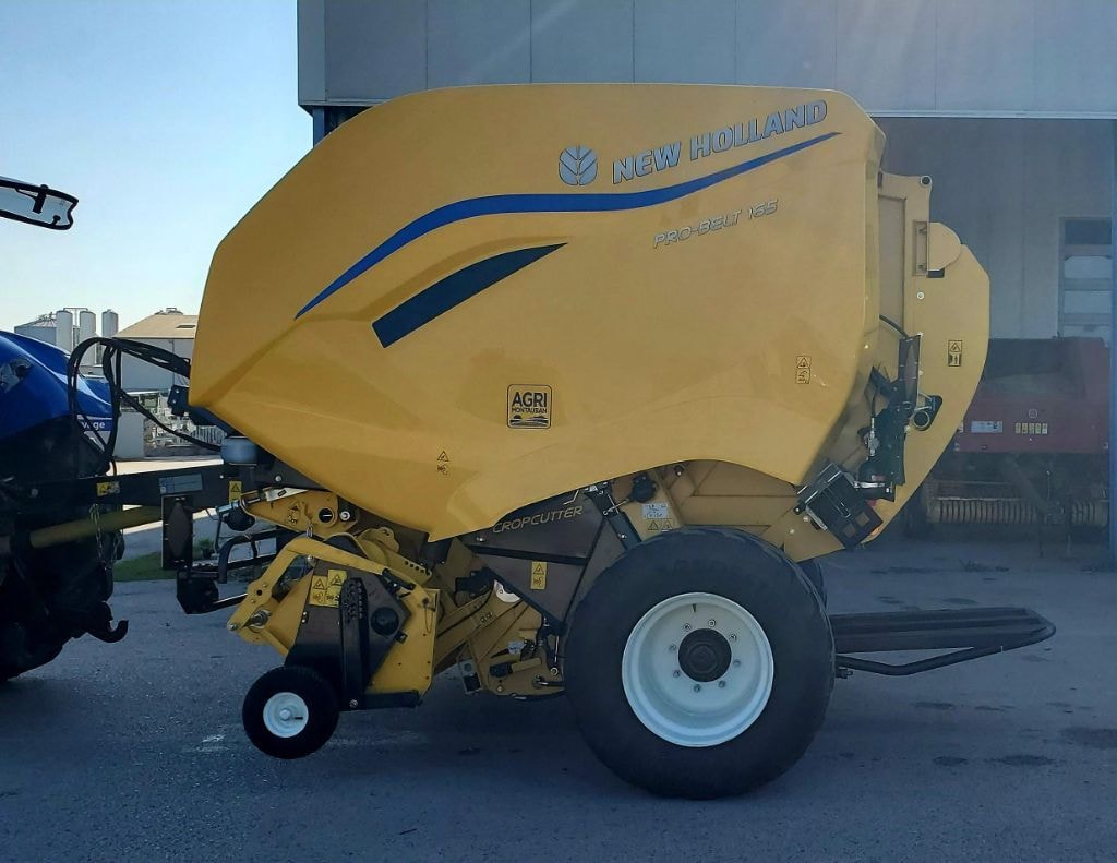 Presse balles rondes NEW HOLLAND Pro belt 165 CropCutter 25 couteaux - photo slide 17