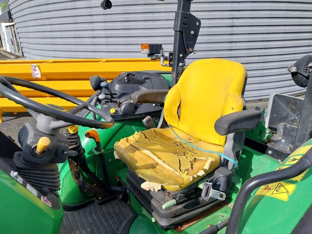 Tracteur JOHN DEERE 5085M - photo slide 8