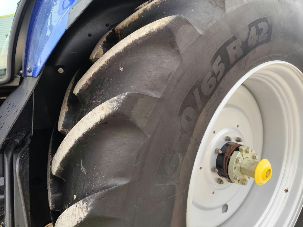 Tracteur NEW HOLLAND T7.210 - photo slide 10