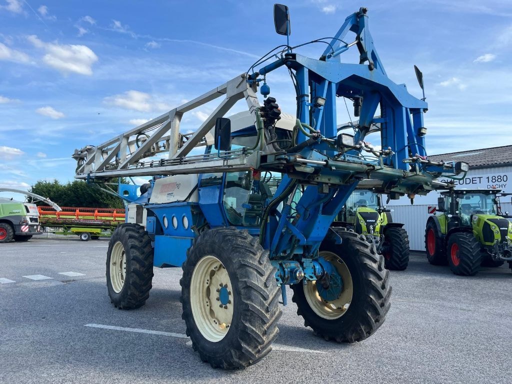 Pulverisateur automoteur MATROT M44D - photo slide 1