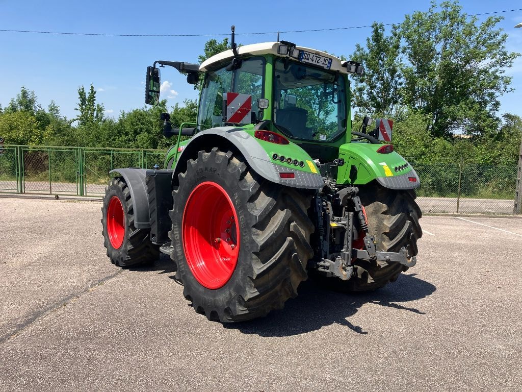 Tracteur FENDT 724 VARIO PROFI + - photo slide 8
