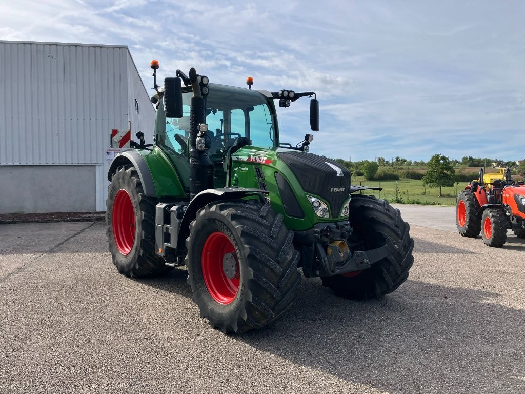 Tracteur FENDT 724 VARIO PROFI + - photo slide 14