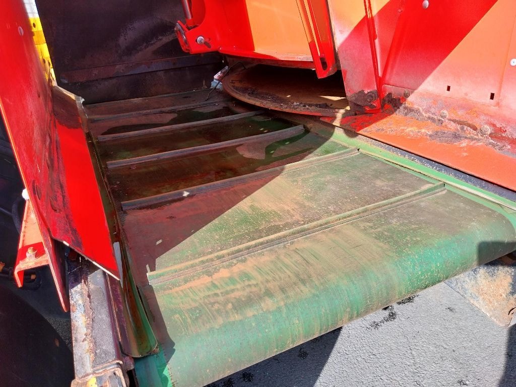 Melangeuse automotrice KUHN SPW 18 CS intense - photo slide 15