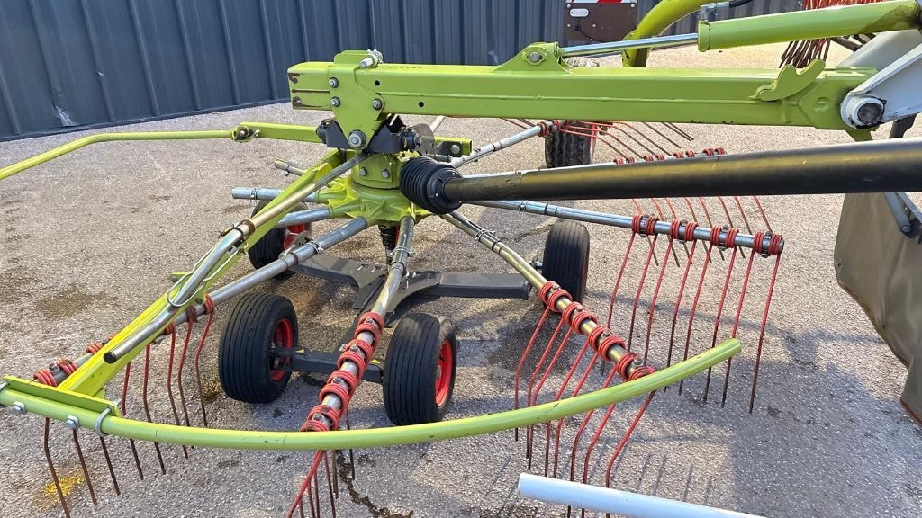 Andaineur CLAAS Liner 2600 - photo slide 13