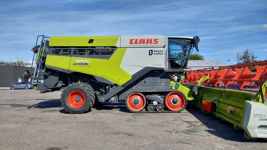 Moissonneuse CLAAS LEXION 8700 - photo slide 4