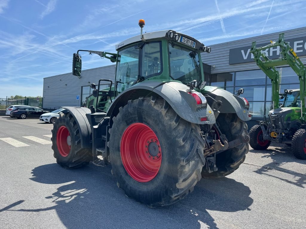 Tracteur FENDT 824 VARIO PROFI + - photo slide 8