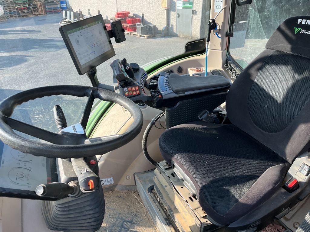 Tracteur FENDT 724 POWER + GEN7 - photo slide 14