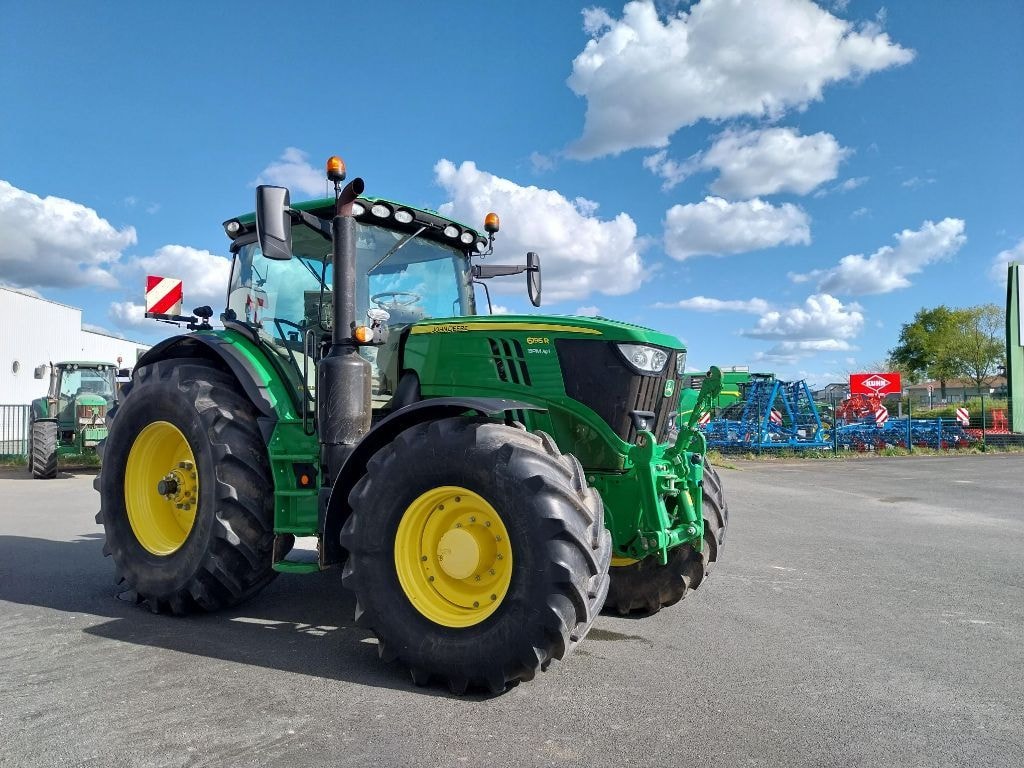 Tracteur JOHN DEERE 6195R - photo slide 2