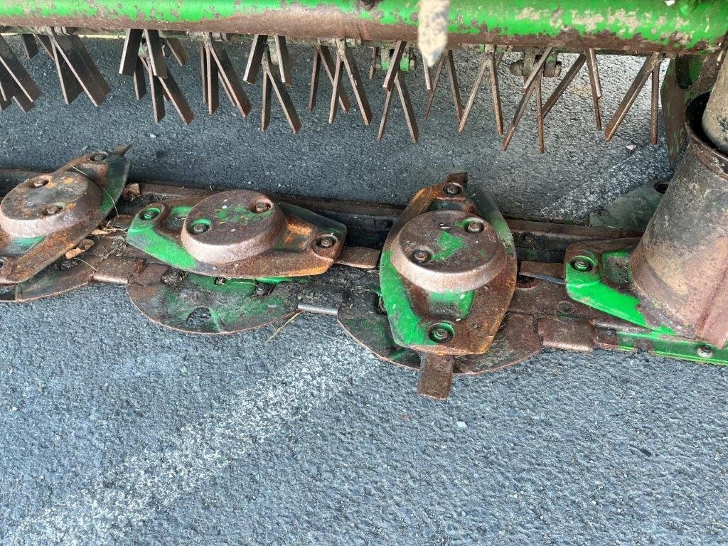 Faucheuse conditionneuse JOHN DEERE FC331 - photo slide 14