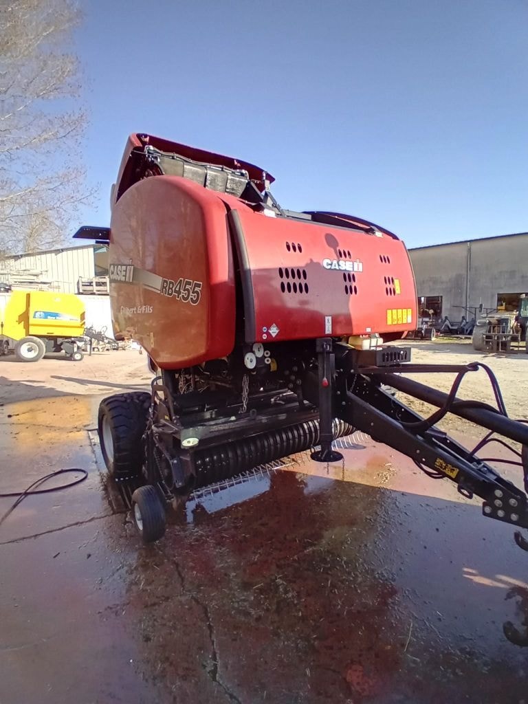 Presse balles rondes CASE IH RB 455 - photo slide 2