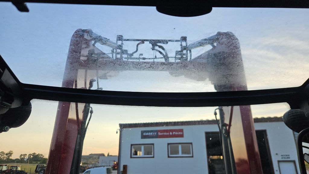Tracteur chargeur CASE IH VESTRUM 120 CVXDRIVE - photo slide 9