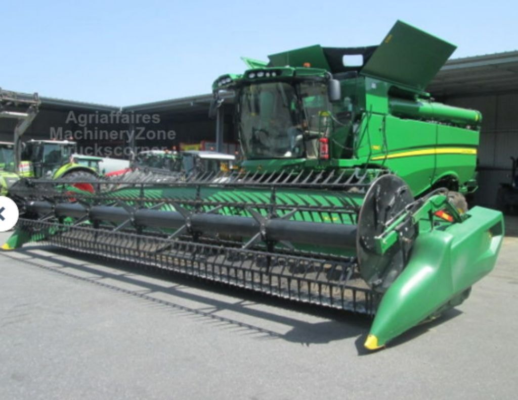 Moissonneuse JOHN DEERE S780 - photo slide 2