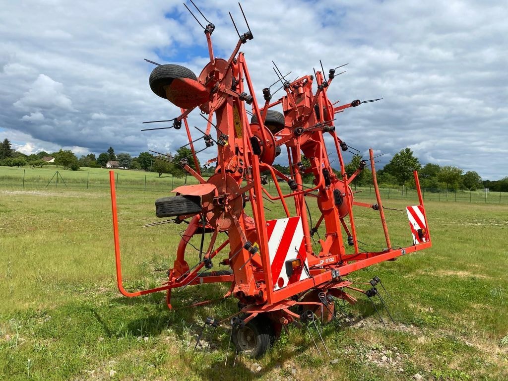 Faneuse KUHN Gf 8702 - photo slide 6