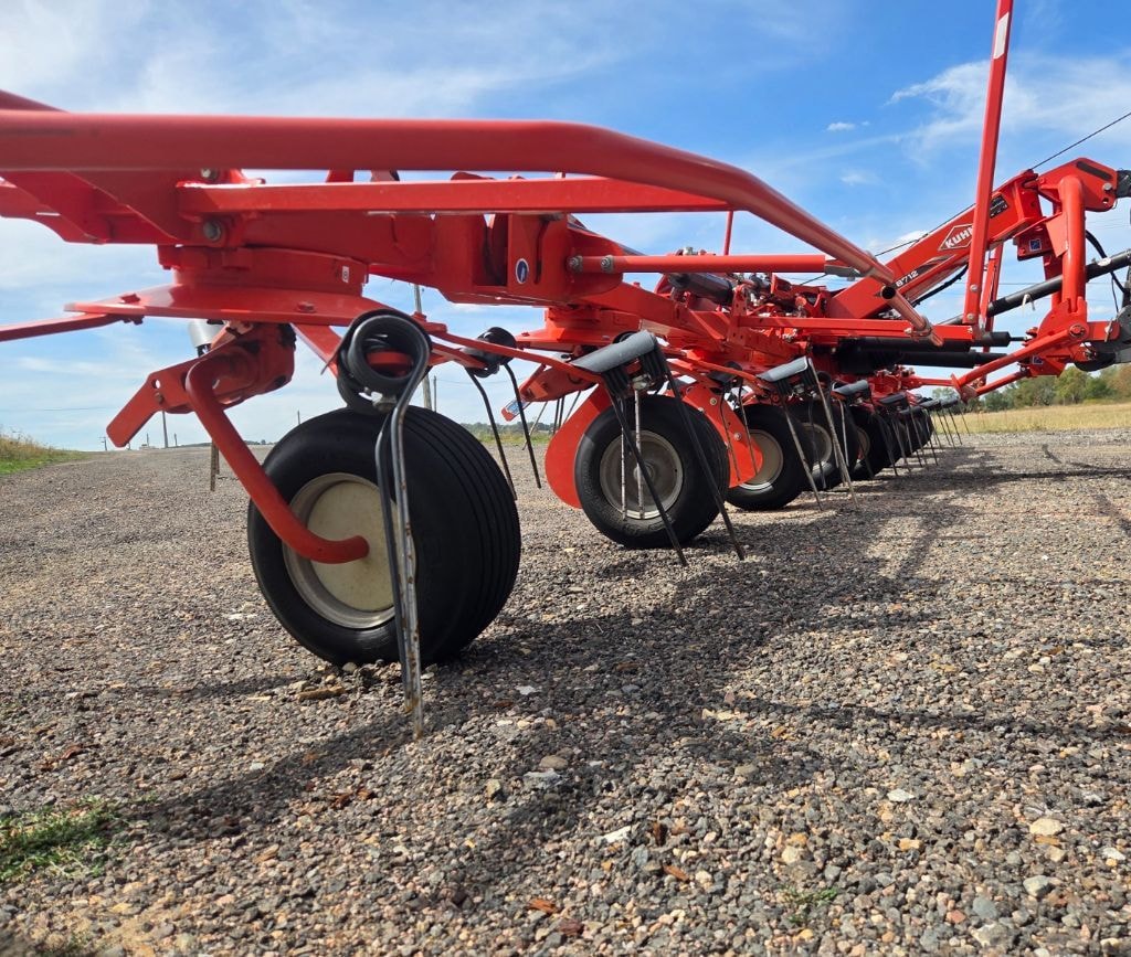 Faneuse KUHN GF8712 - photo slide 11