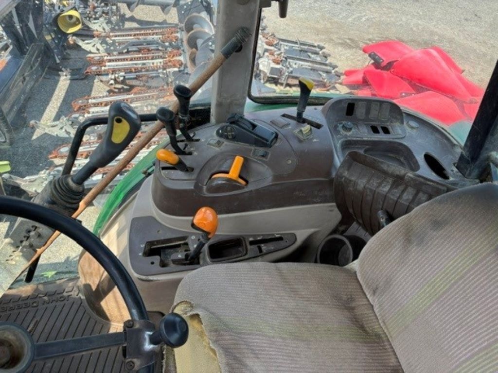 Tracteur chargeur JOHN DEERE 5820 - photo slide 9