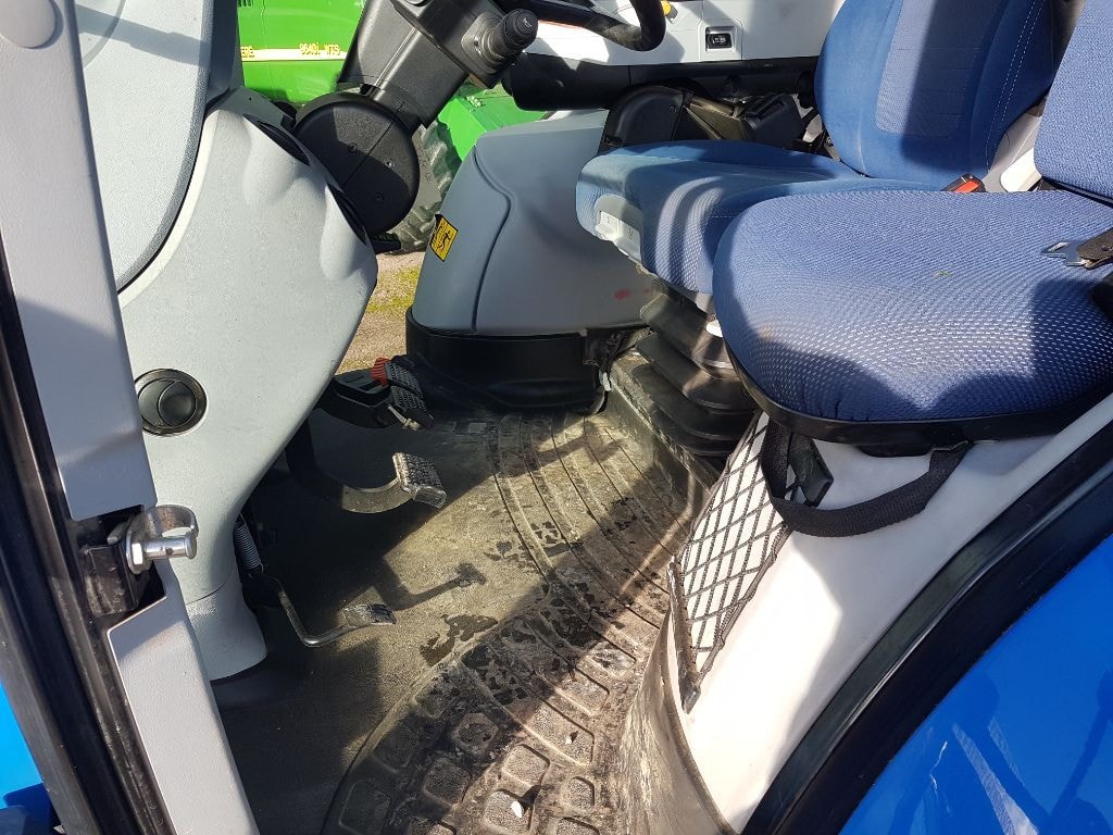 Tracteur NEW HOLLAND T7.270 AC - photo slide 18