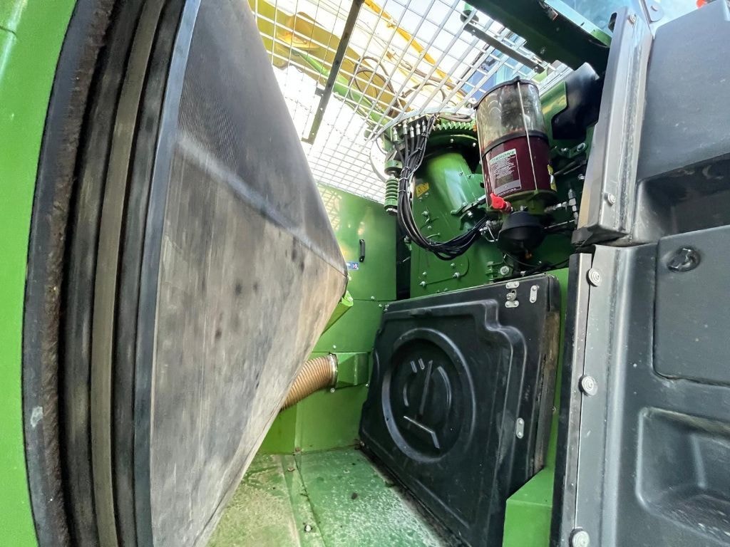 Ensileuse KRONE Big x 780 - photo slide 13