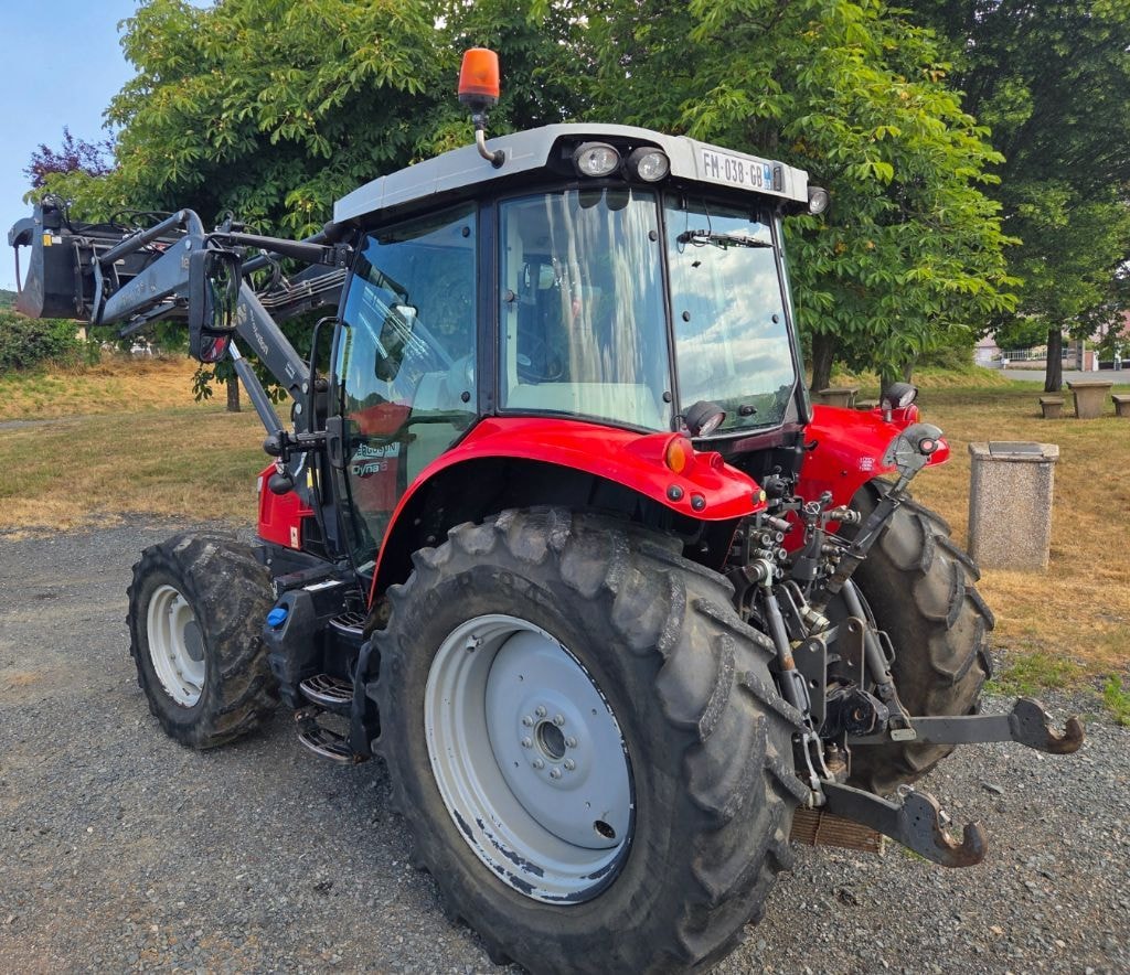 Tracteur chargeur MASSEY FERGUSON 5712S - photo slide 12
