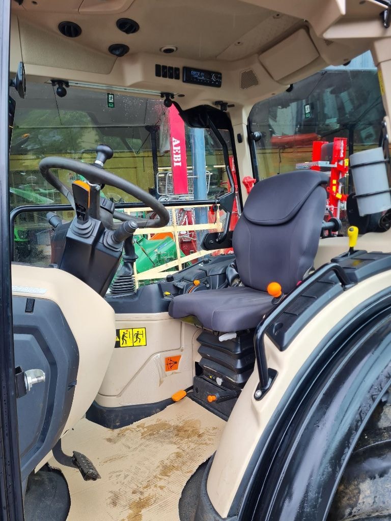 Tracteur fruitier CASE IH Quantum 80V - photo slide 9