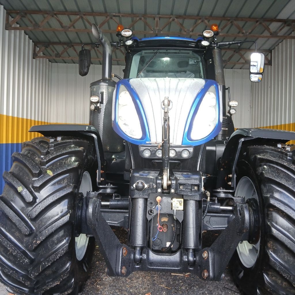 Tracteur NEW HOLLAND T8.410 - photo slide 11