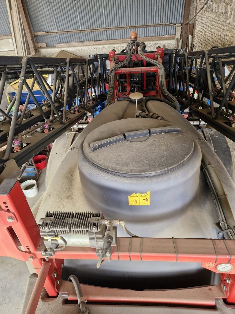 Pulverisateur HORSCH LEEB 4AX - photo slide 9