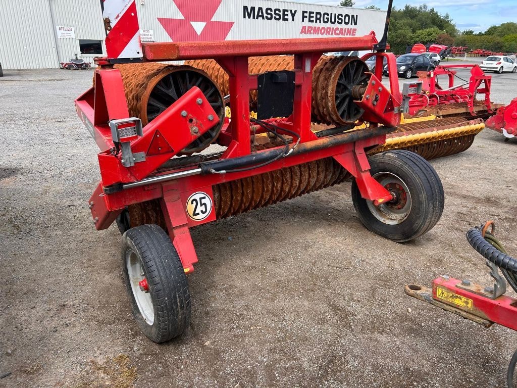 Outil de plombage KVERNELAND ACTIROLL CLASSIC 630 - photo slide 3