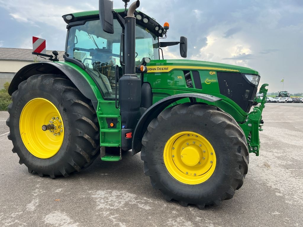 Tracteur JOHN DEERE 6R 215 - photo slide 5