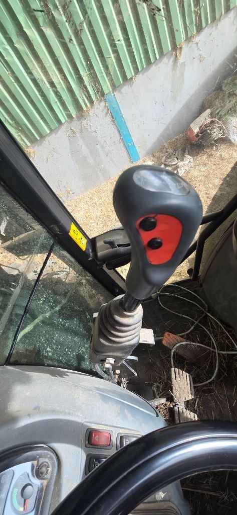 Tracteur chargeur LANDINI POWERMONDIAL 120 TOP - photo slide 9