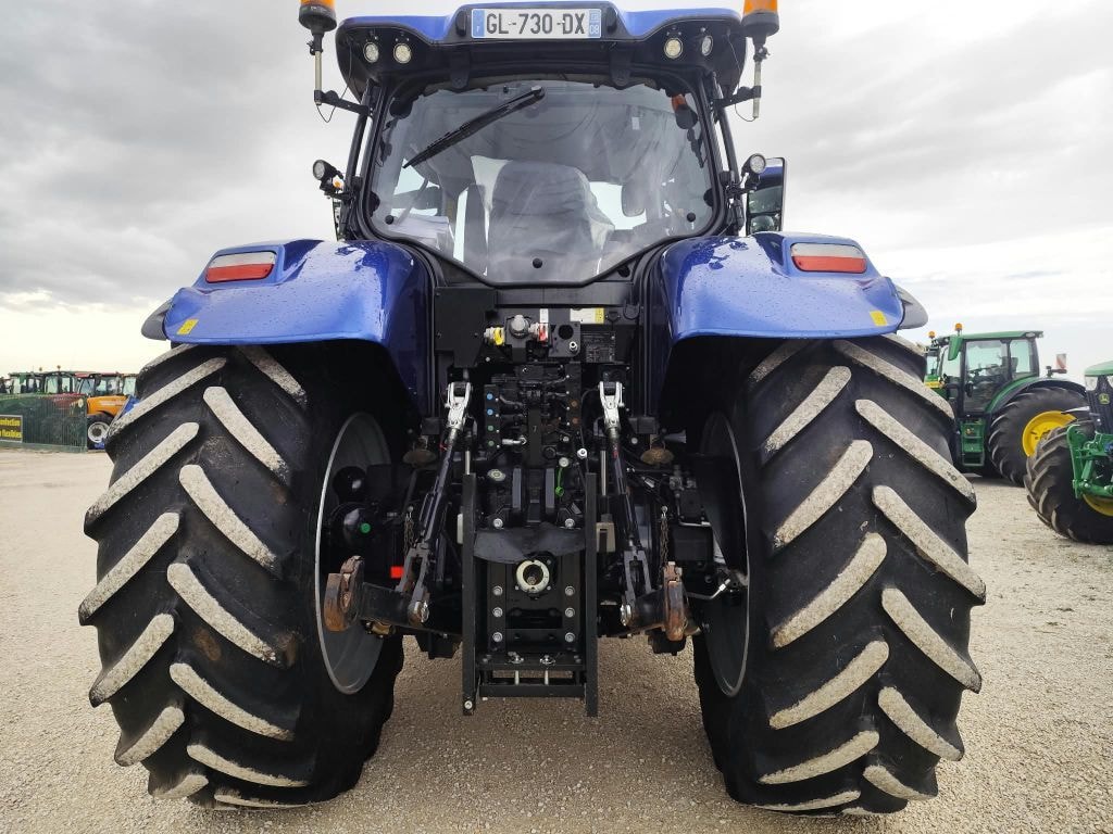 Tracteur NEW HOLLAND T7.210 - photo slide 6