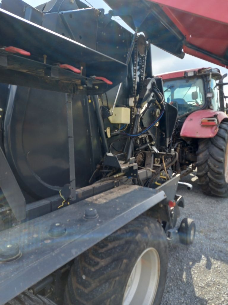 Presse enrubanneuse VICON RV 2160 - photo slide 15