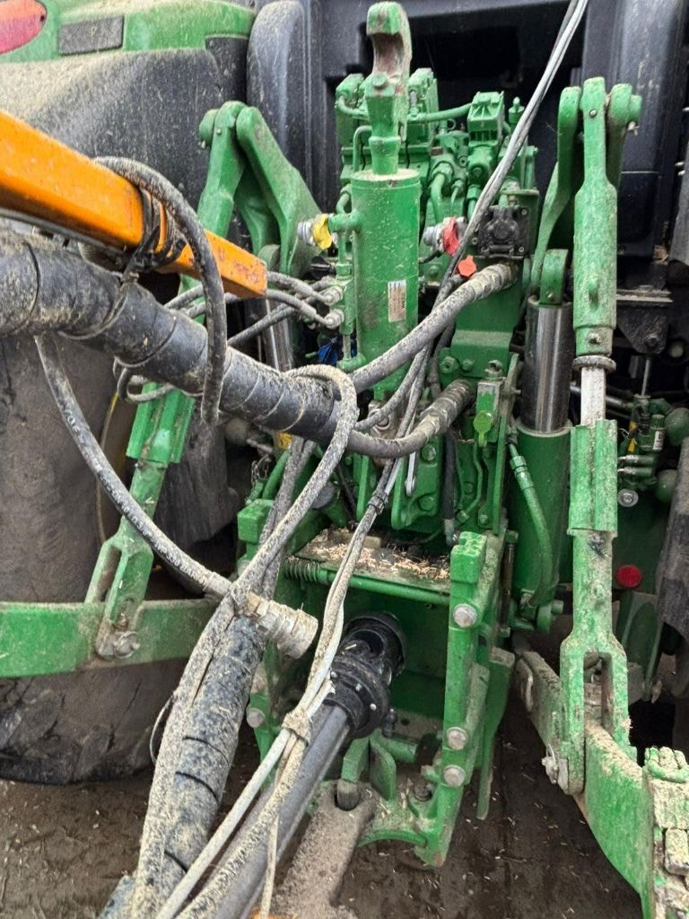Tracteur JOHN DEERE 6R230 - photo slide 4