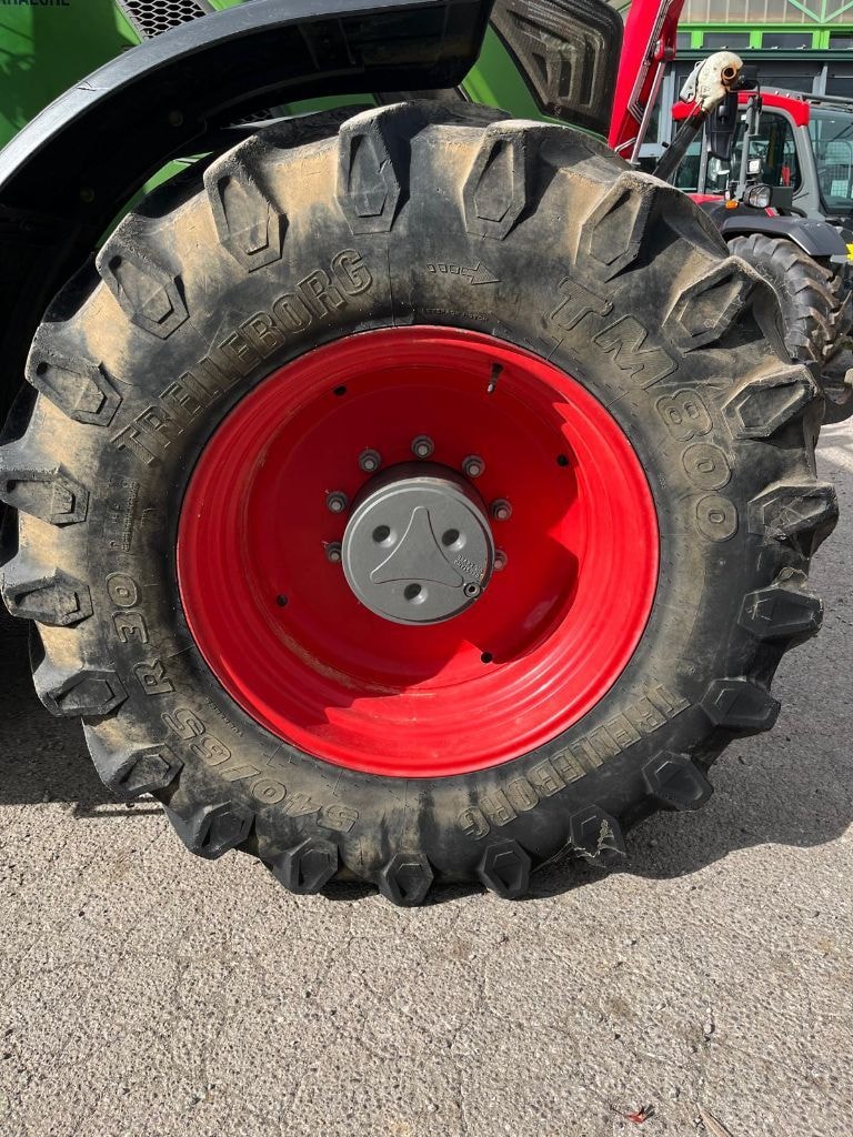Tracteur FENDT 724 VARIO POWER - photo slide 14