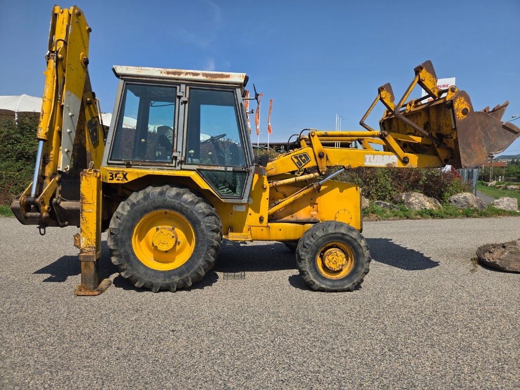 Divers JCB 3CX - photo slide 6