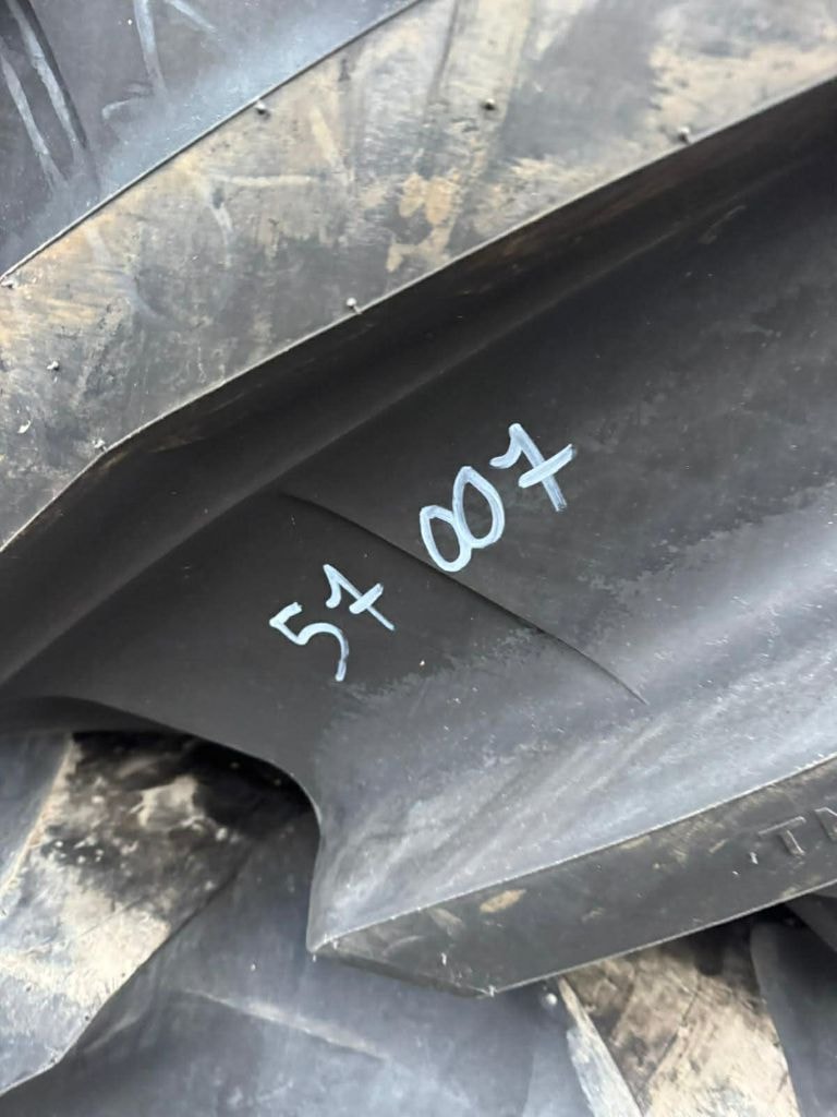 Roues Michelin  750/70r44 - photo slide 4