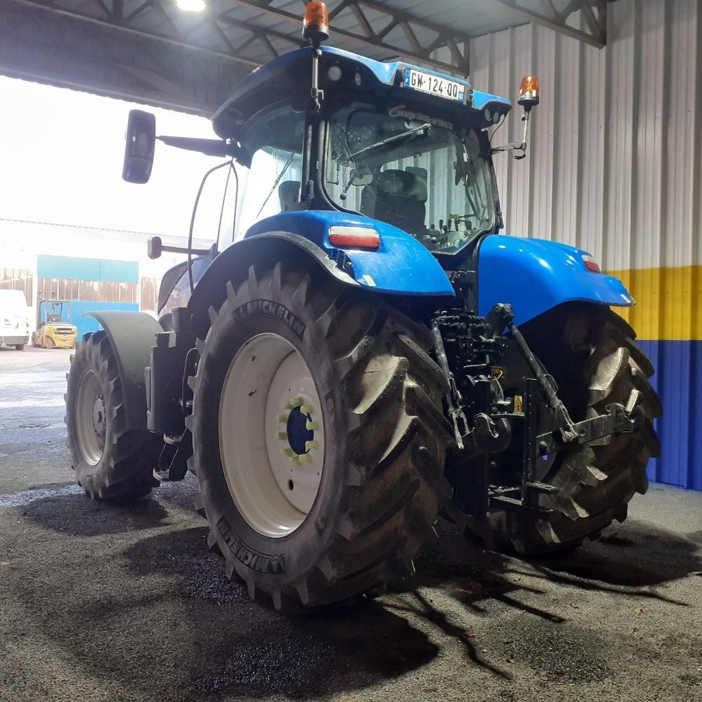 Tracteur NEW HOLLAND T7.195s - photo slide 4