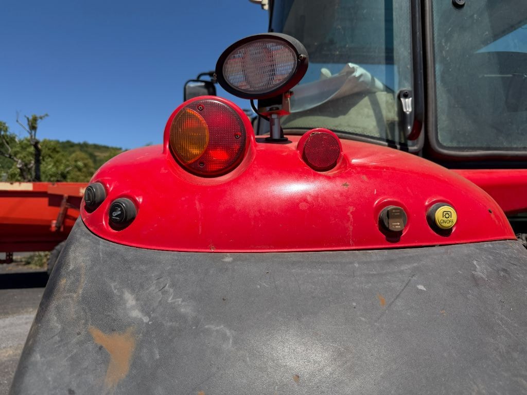 Tracteur chargeur MASSEY FERGUSON 6714S DYNA-6 MR EFFICIENT - photo slide 21