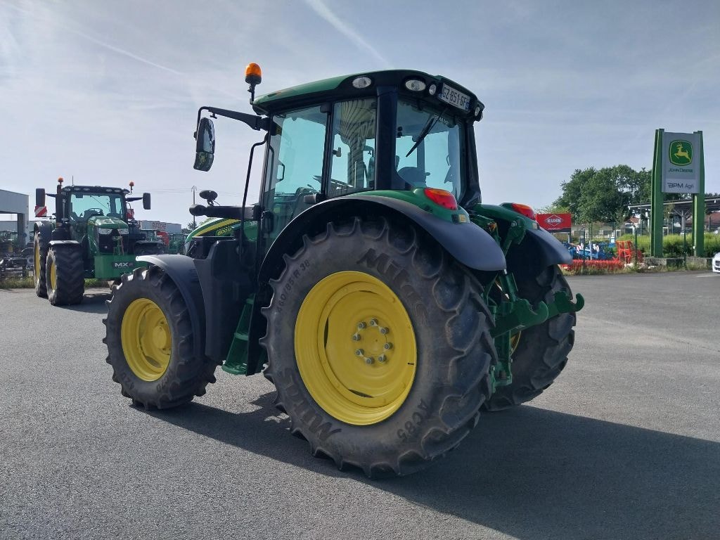 Tracteur JOHN DEERE 6100M - photo slide 15