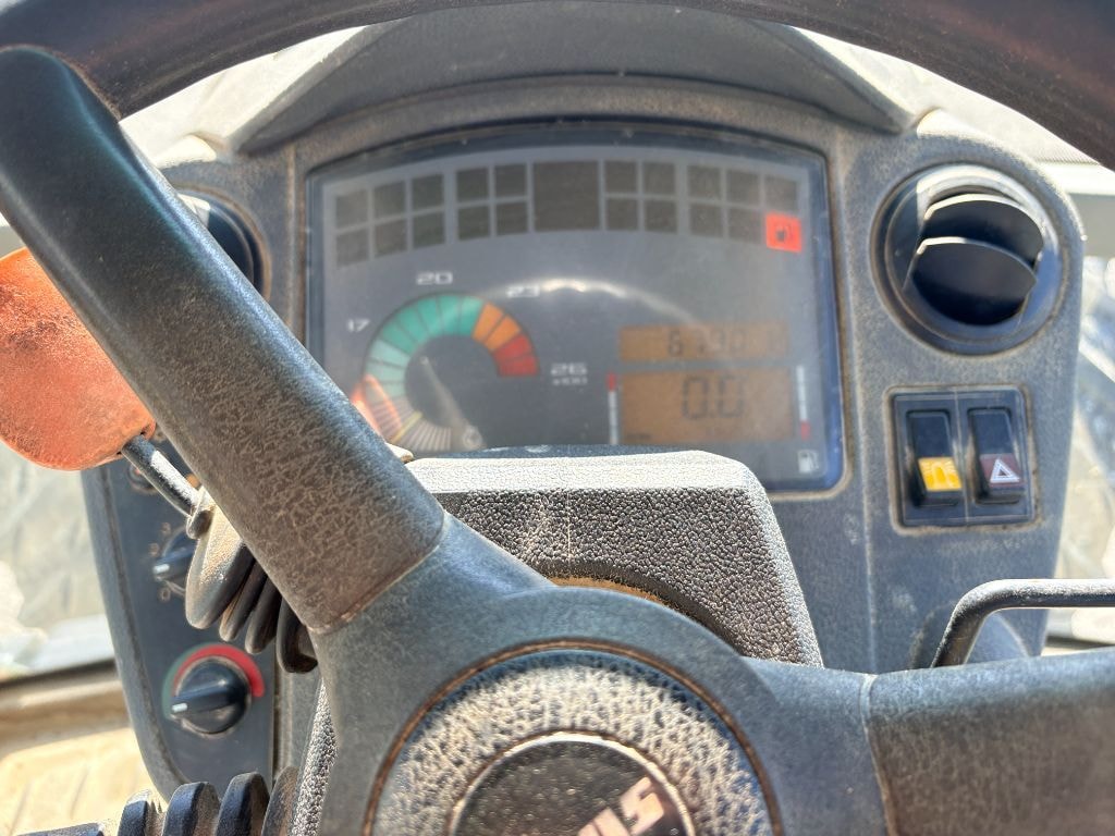 Tracteur CLAAS ARES 567 ATX - photo slide 12
