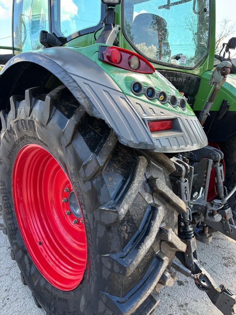 Tracteur FENDT 512 VARIO POWER - photo slide 13