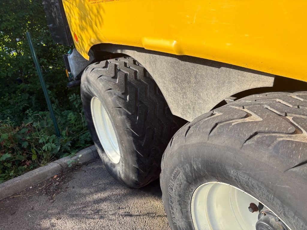 Presse haute densite NEW HOLLAND 1290 - photo slide 8