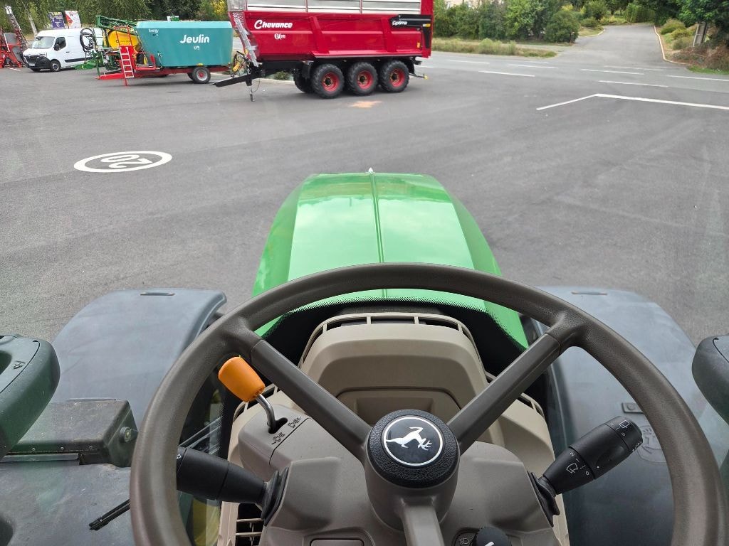 Tracteur JOHN DEERE 6r215 - photo slide 27