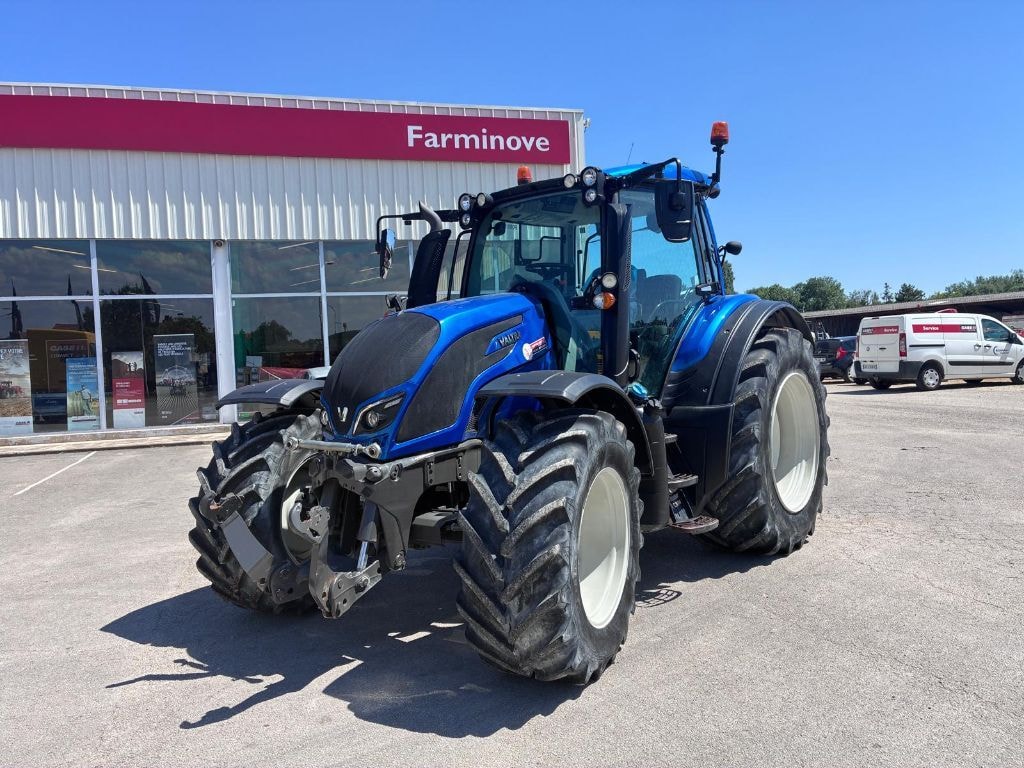 Tracteur VALTRA N 154 - photo slide 1