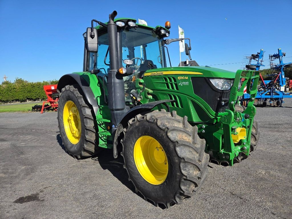 Tracteur chargeur JOHN DEERE 6130M - photo slide 11