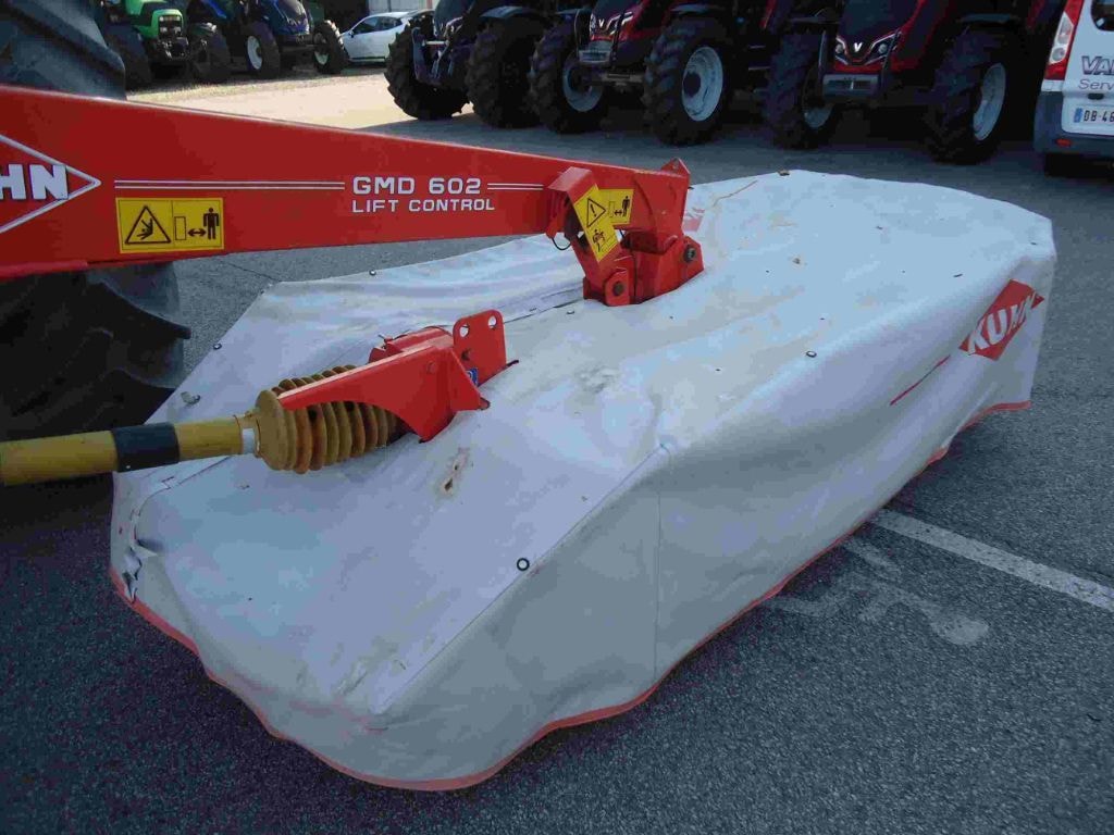 Faucheuse KUHN GMD 602 - photo slide 9