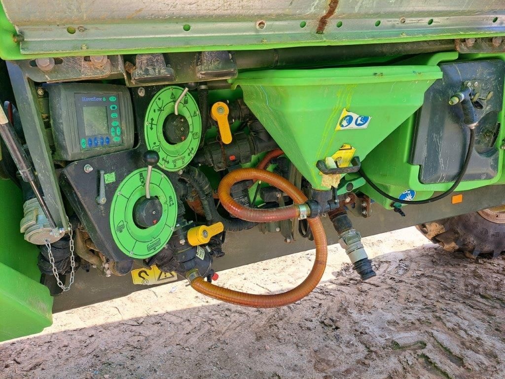 Pulverisateur TECNOMA TECNIS 6000 - photo slide 11