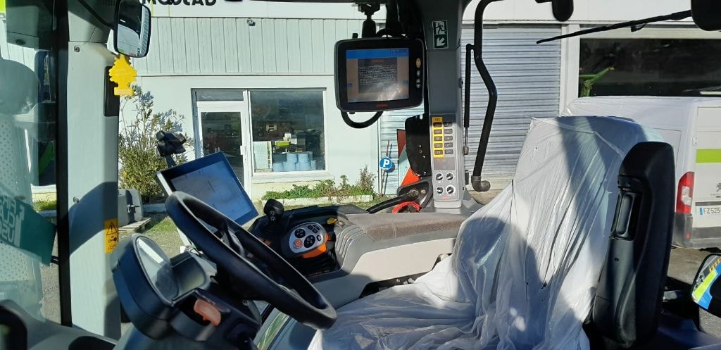 Tracteur CLAAS ARION 630 BUSINESS - photo slide 28