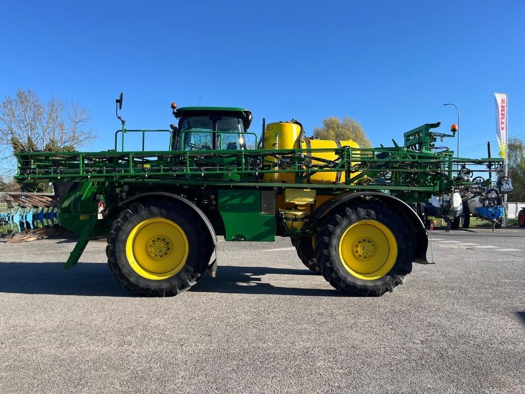 Pulverisateur automoteur JOHN DEERE R4040i - photo slide 4