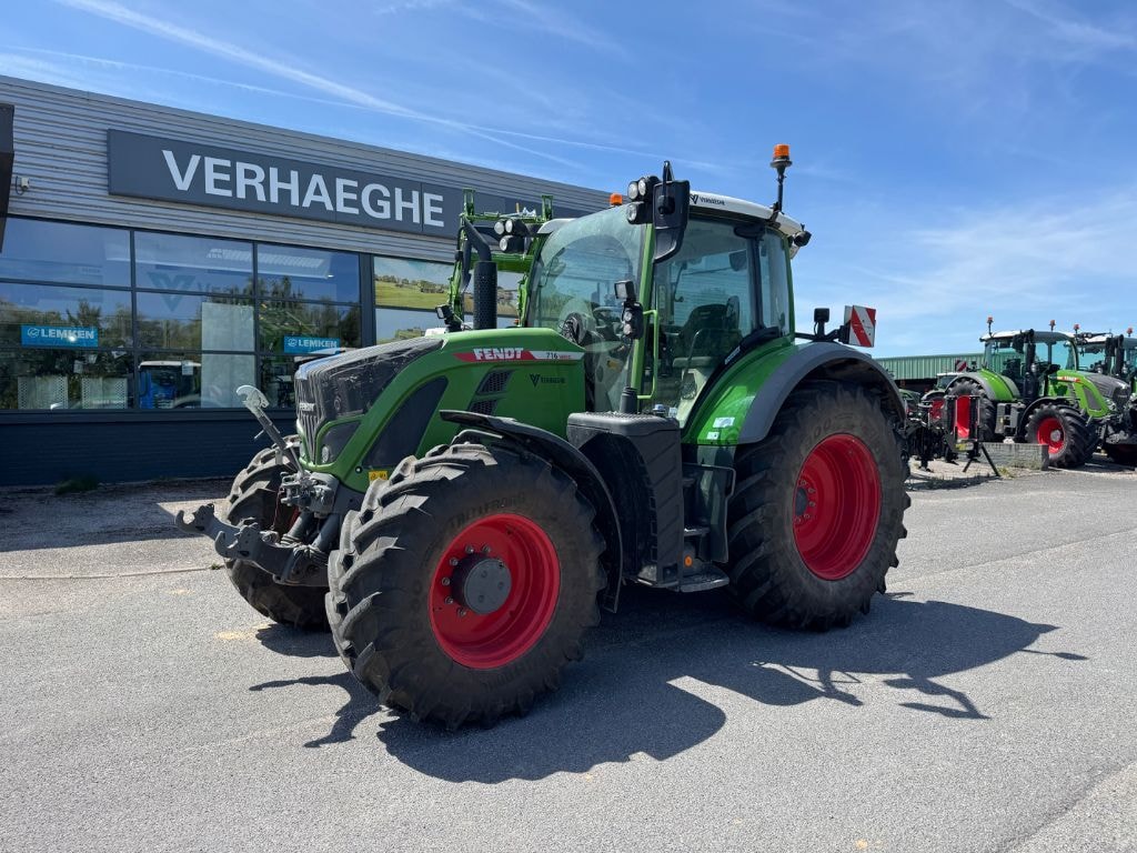 Tracteur FENDT 716 power - photo slide 1