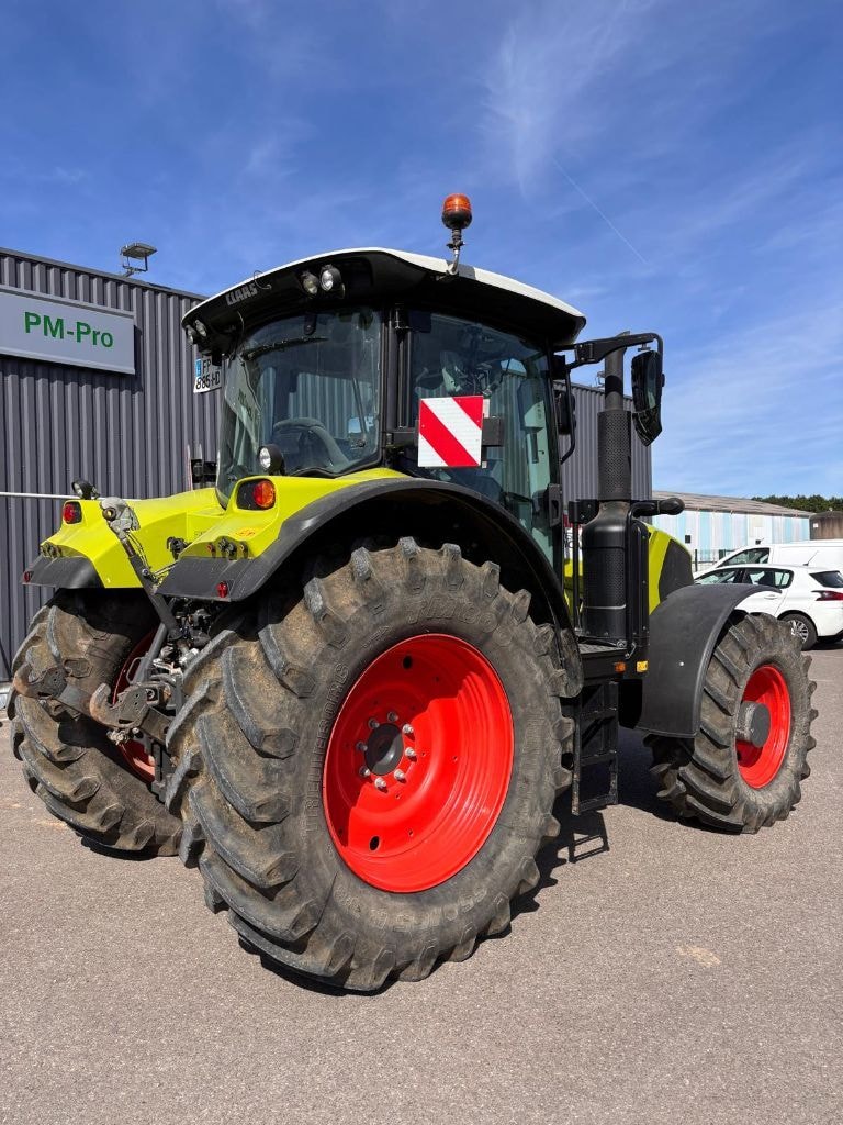 Tracteur CLAAS ARION 650 - photo slide 5