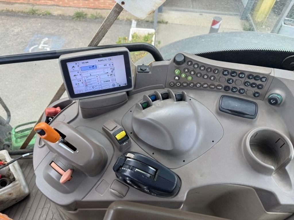 Tracteur JOHN DEERE 6170R - photo slide 10